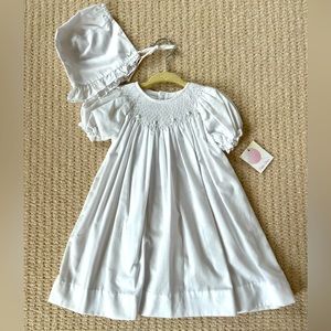 NWT Petit Ami Embroidered Day Dress with Bonnet